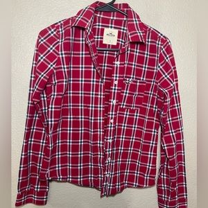 Checkered Hollister button up, with pocket on the right side